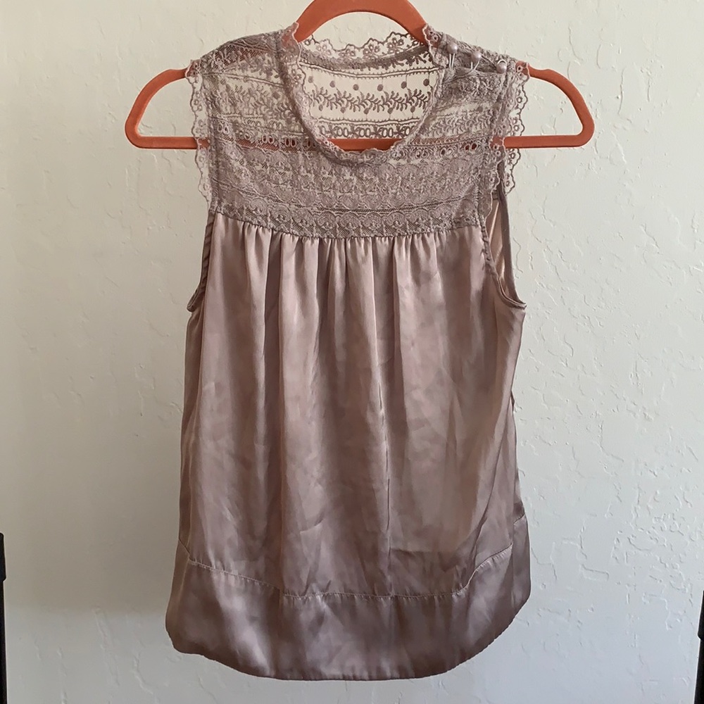 Small Francessca’s Blush Lace Dress Shirt